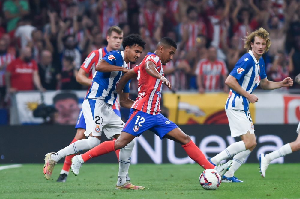 卖奖杯、卖主力、等收购，破产后的球队何去何从（从卖奖杯到甩卖主力，破产后的球队路在何方）