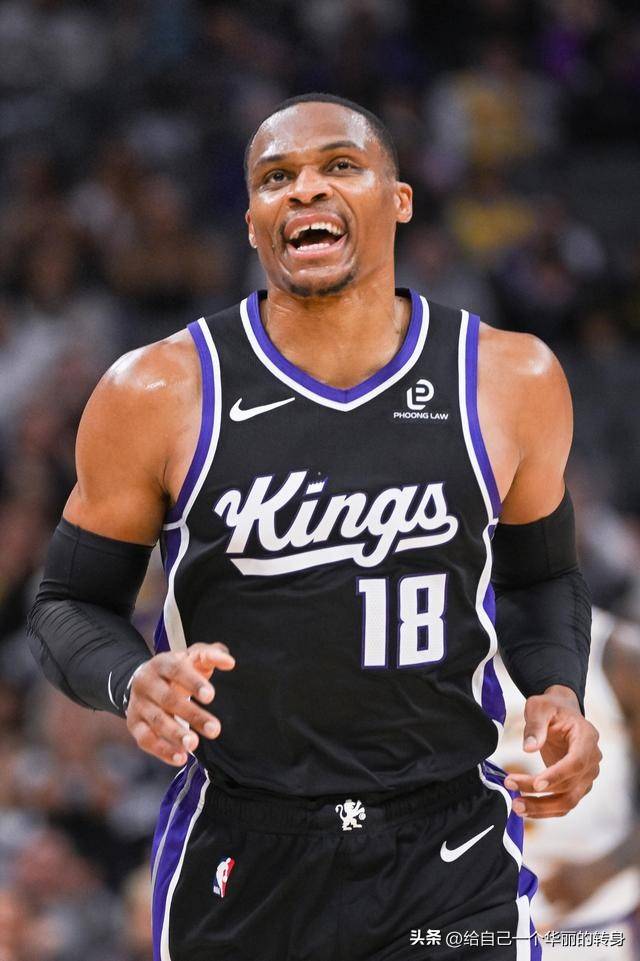 印媒：在梅西提前离场后印度球迷冲入球场大闹，有人受伤（印媒：梅西提前退场后印度球迷闯入球场引发骚乱，致人受伤）