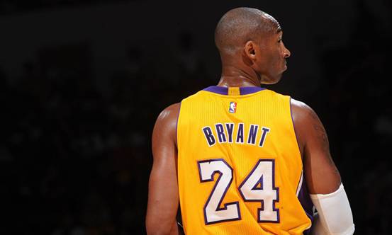 海斯：我感觉这支球队有很多的兄弟情谊，所有人都想保护彼此（海斯：球队充满兄弟情，人人都想互相守护）