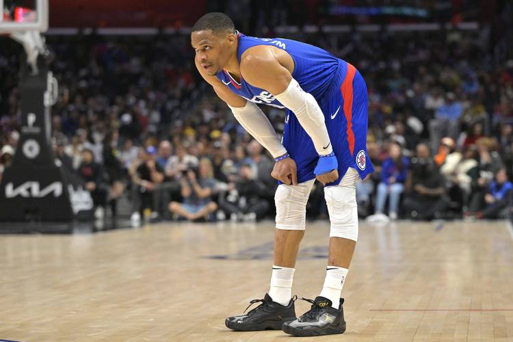 吉林省政府常务会议：要重视足球事业发展，推进吉林足球振兴（吉林省政府常务会议部署足球发展，推进吉林足球振兴）