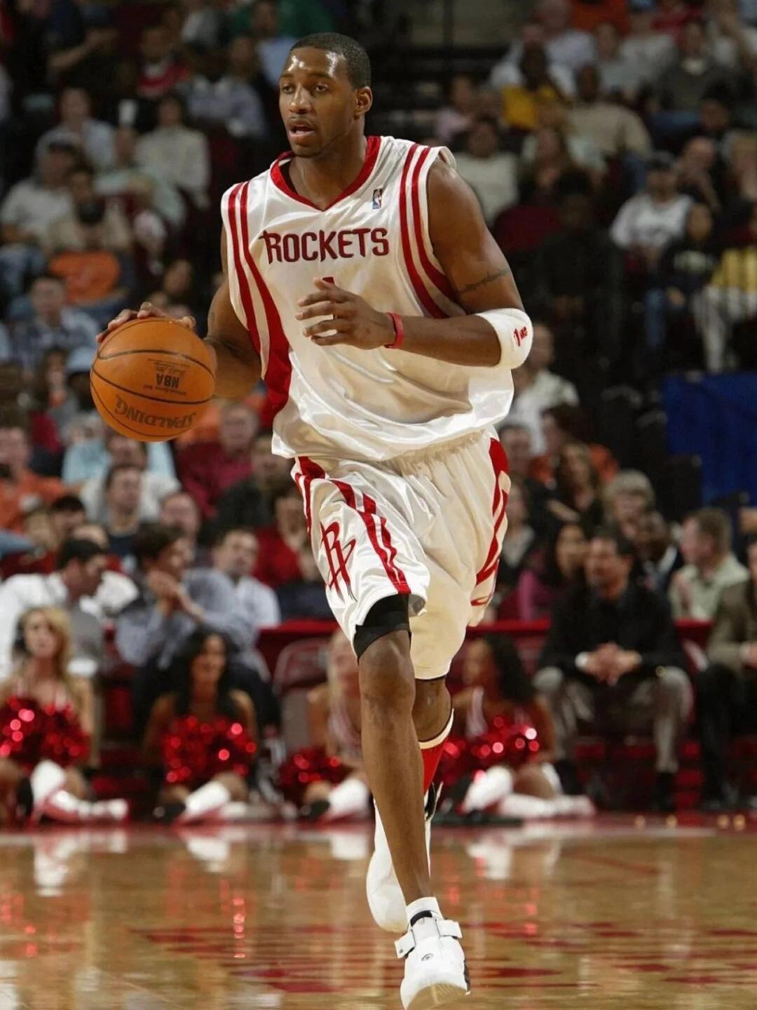 青训球员首次助攻完成精彩配合（青训小将处子助攻 成就精彩配合）