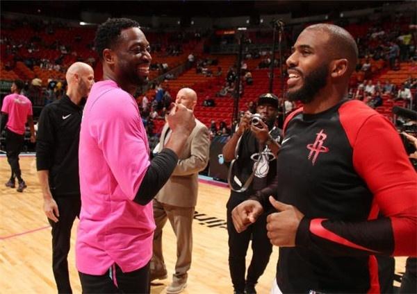 富保罗：里夫斯可以留在湖人，前提是新合同别太过分（富保罗：只要新合同不过分，湖人将继续留下里夫斯）