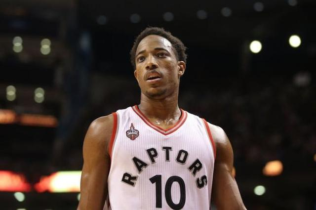 穆帅：今天胜利的功劳属于球员们，要说谁比谁更好是不公平的（穆里尼奥：这场胜利归功于球员，评谁更出色并不公允）