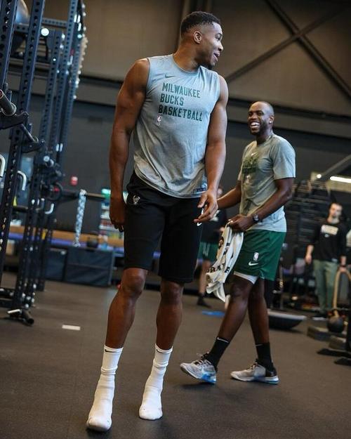 莫利纳：这家俱乐部要求你在客场也要有出色表现（莫利纳：在这家俱乐部，客场同样必须踢出高水平）