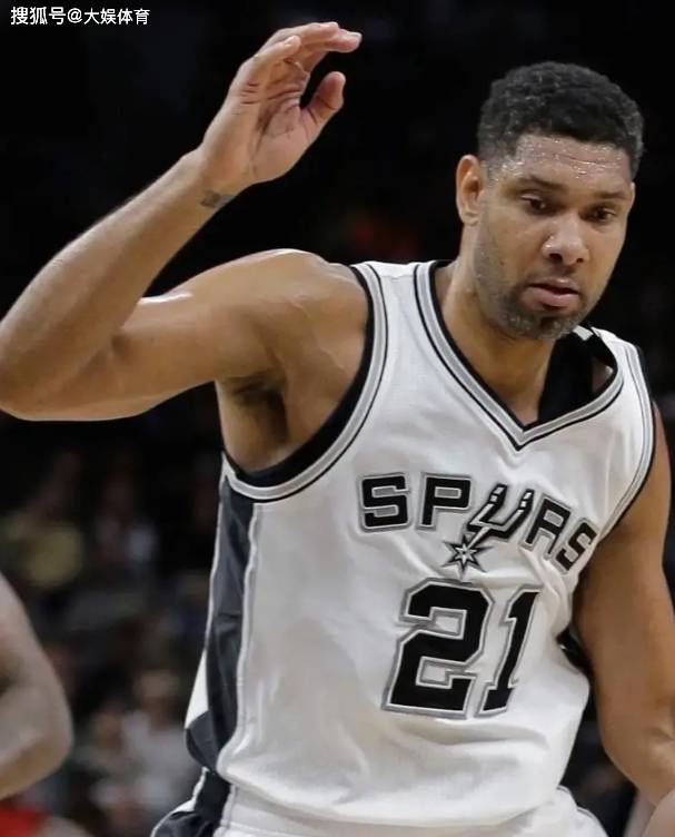 张志磊之后，又一位中国拳击人闪耀世界拳击舞台！（继张志磊之后，中国拳手再耀世界舞台！）