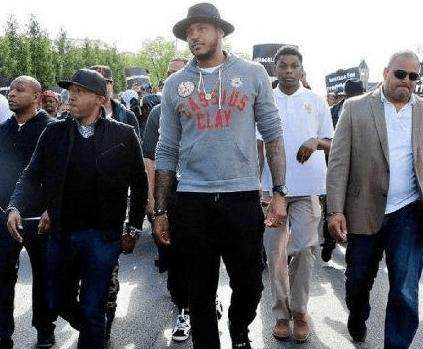 每体：库库离开巴萨因为不被信任，巴尔韦德当时看好米兰达（每体：因缺乏信任库库选择离开巴萨，巴尔韦德当时更看重米兰达）