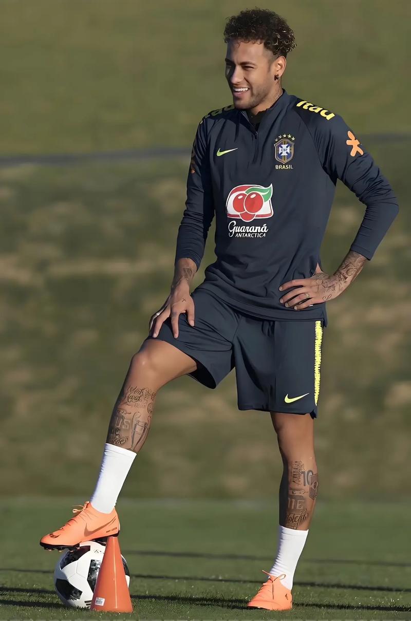 预选赛全胜零丢球，斯通斯：每个人都在其中发挥了作用（预选赛全胜零封，斯通斯：这是全队的贡献）