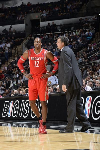 奥古斯托：蒂特是我经历过的最伟大教练，他能防守也能进攻（奥古斯托盛赞蒂特：生涯最佳主帅，攻防俱佳）