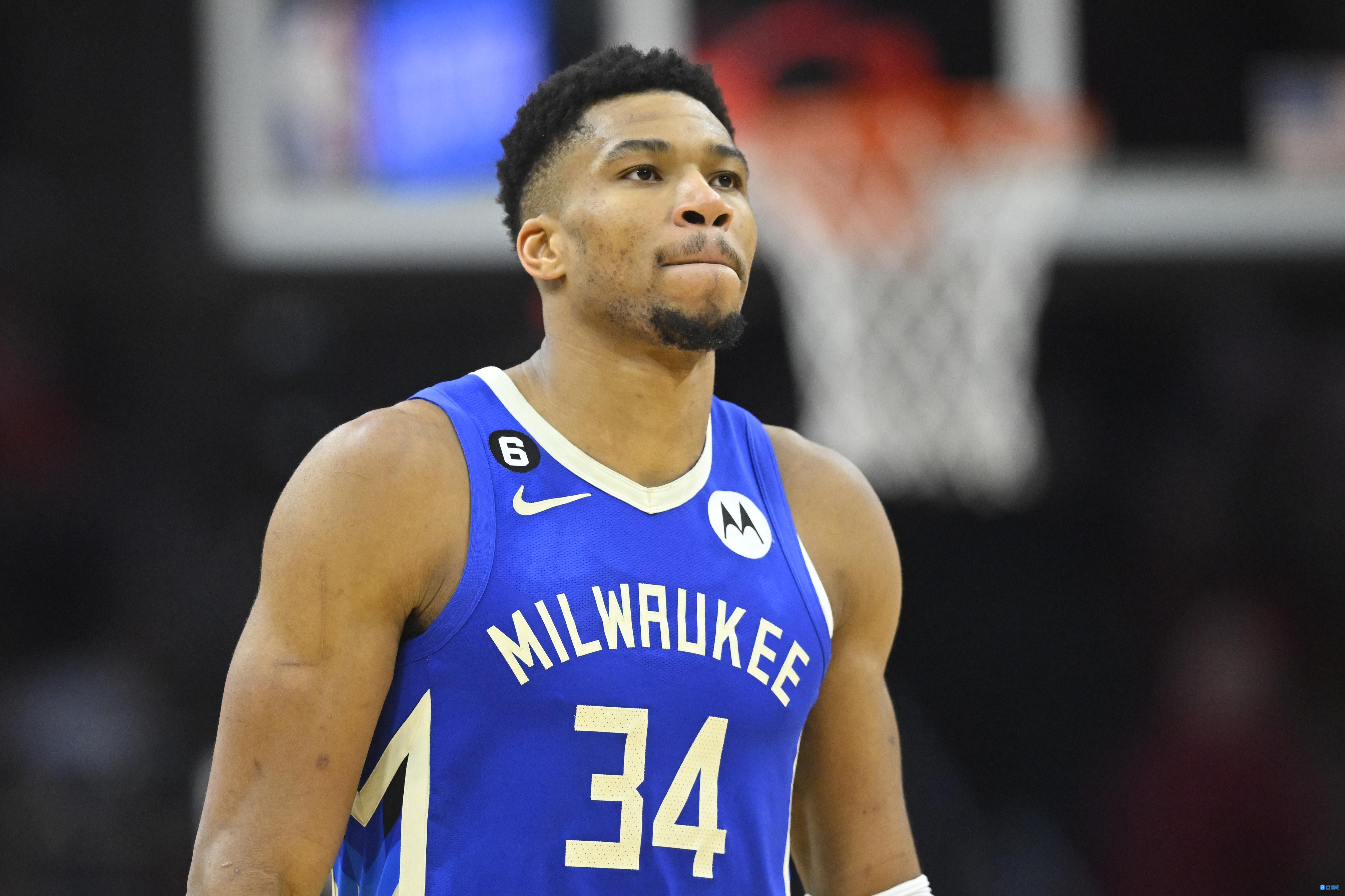 本轮欧预赛最佳阵容：萨内、格纳布里入围（欧预赛本轮最佳阵容出炉：萨内与格纳布里入选）