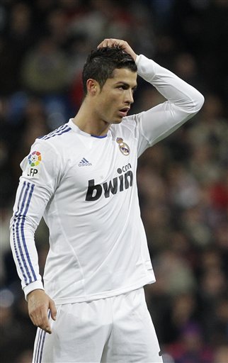 海港vs首尔：2外援PK4外援，蒯纪闻、张琳芃先发，林加德出战（海港对阵首尔：2外援迎战4外援，蒯纪闻张琳芃首发，林加德登场）